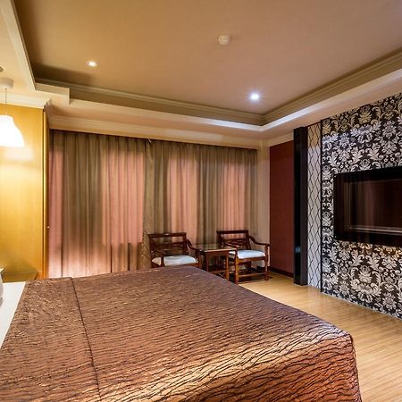 Ching Ching Motel Sanxia Exterior foto